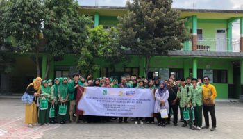 Mengembangkan Potensi Siswa: Program Studi Sastra Inggris Universitas Nasional Adakan PkM di Madrasah Aliyah Pare, Kediri, Jawa Timur