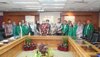 Kunjungan Prodi Sastra Jepang mengikuti Seminar AntarBangsa di Universitas Malaya, Malaysia