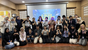 Korea Corner UNAS Gelar “Korea On Air (K-ON): One Day K-Pop Dance Class”