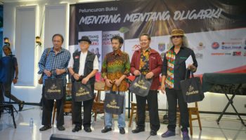 Puisi sebagai Perlawanan: Dosen Sastra Indonesia Machdori, SS., M.Hum. adakan Bedah Buku ‘Mentang-Mentang Oligarki’