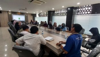 Fakultas Bahasa dan Sastra Gelar Rapat Koordinasi Persiapan Visitasi Asesor Akreditasi Program Studi Magister Linguistik
