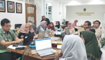 Program Magister Linguistik FBS UNAS Gelar Rapat Evaluasi Asesmen Lapangan Akreditasi dan Pembahasan Kurikulum