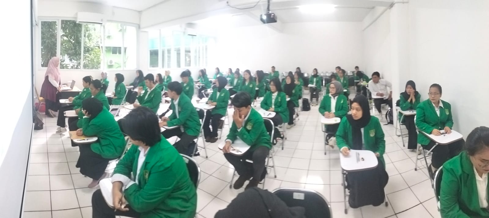 FBS UNAS dan IIEF Gelar Tes TOEFL ITP untuk Mahasiswa dan Umum