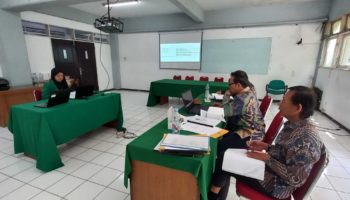Program Studi Sastra Indonesia FBS UNAS Gelar Sidang Skripsi Semester Genap 2024/2025