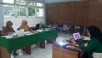 Program Studi Magister Linguistik FBS UNAS Gelar Sidang Tesis Semester Genap 2024/2025