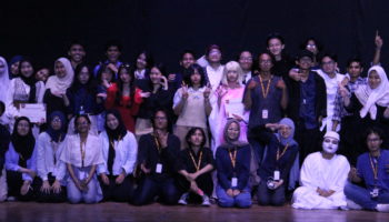 THE ELTONS 2.0: Mahasiswa Sastra Inggris UNAS Menyelenggarakan Pertunjukan Drama di Gedung Kesenian Miss Tjitjih