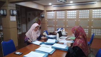 Program Studi Sastra Inggris FBS UNAS Gelar Sidang Yudisium Semester Genap 2024/2025