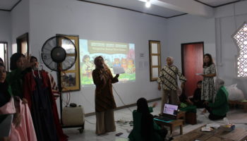 Perkuat Kompetensi Global, Prodi Sastra Inggris FBS Unas Gelar Pelatihan Bahasa dan Budaya Asing di Tangerang